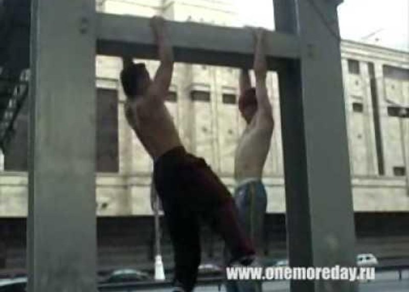 Ghetto Workout (first video from Russia)