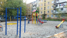 Площадка для воркаута в городе Запорожье №1881 Маленькая Современная фото
