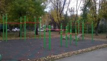 Площадка для воркаута в городе Уфа №5777 Маленькая Современная фото
