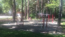 Площадка для воркаута в городе Новосибирск №9551 Маленькая Современная фото