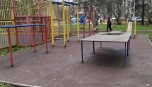 Площадка для воркаута в городе Мытищи №10357 Маленькая Современная фото