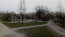 Площадка для воркаута в городе Комсомольск №10451 Маленькая Современная фото