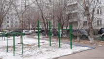 Площадка для воркаута в городе Красноярск №10607 Маленькая Современная фото