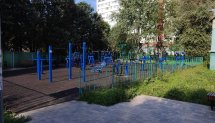Площадка для воркаута в городе Москва №11515 Средняя Современная фото