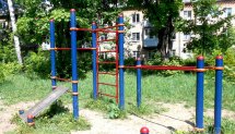 Площадка для воркаута в городе Сергиев Посад №12414 Маленькая Современная фото