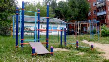 Площадка для воркаута в городе Сергиев Посад №12431 Средняя Современная фото