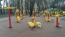 Площадка для воркаута в городе Киев №4924 Средняя Современная фото