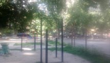 Площадка для воркаута в городе Николаев №2233 Маленькая Современная фото