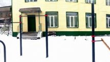 Площадка для воркаута в городе Кировск №4387 Средняя Современная фото