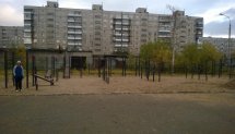 Площадка для воркаута в городе Мурманск №2505 Средняя Хомуты фото
