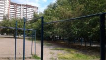 Площадка для воркаута в городе Екатеринбург №1644 Маленькая Современная фото
