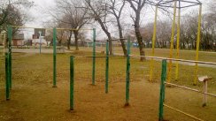 Площадка для воркаута в городе Никополь №2006 Средняя Советская фото