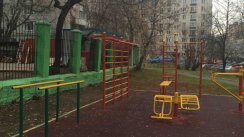 Площадка для воркаута в городе Москва №4576 Средняя Современная фото
