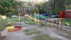 Площадка для воркаута в городе Запорожье №1879 Маленькая Современная фото