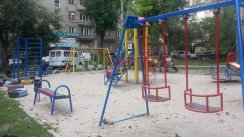 Площадка для воркаута в городе Запорожье №1814 Маленькая Современная фото