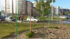 Площадка для воркаута в городе Томск №2215 Средняя Современная фото