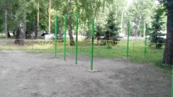 Площадка для воркаута в городе Кемерово №2276 Средняя Современная фото