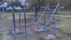 Площадка для воркаута в городе Белая Церковь №5877 Маленькая Советская фото