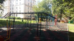 Площадка для воркаута в городе Москва №5525 Средняя Современная фото