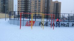 Площадка для воркаута в городе Санкт-Петербург №6188 Маленькая Современная фото