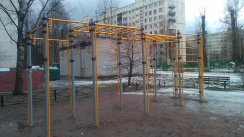 Площадка для воркаута в городе Санкт-Петербург №6239 Маленькая Современная фото