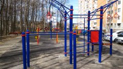 Площадка для воркаута в городе Красногорск №6515 Маленькая Современная фото