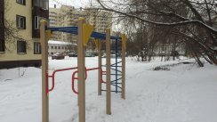 Площадка для воркаута в городе Екатеринбург №6175 Маленькая Современная фото