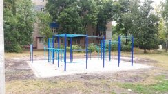 Площадка для воркаута в городе Харьков №7462 Маленькая Современная фото