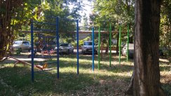 Площадка для воркаута в городе Краснодар №7691 Маленькая Современная фото