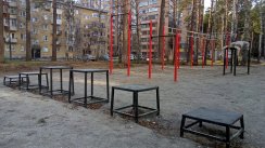 Площадка для воркаута в городе Новосибирск №8450 Средняя Современная фото