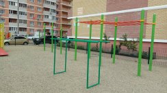 Площадка для воркаута в городе Краснодар №8648 Средняя Современная фото