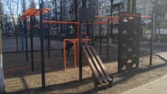 Площадка для воркаута в городе Киев №9435 Маленькая Современная фото