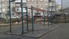 Площадка для воркаута в городе Соликамск №9639 Маленькая Советская фото