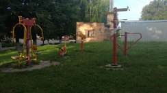 Площадка для воркаута в городе Кагарлык №9762 Большая Современная фото