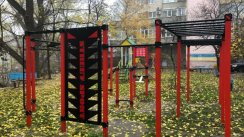 Площадка для воркаута в городе Киев №10346 Маленькая Современная фото