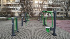 Площадка для воркаута в городе Санкт-Петербург №10397 Маленькая Современная фото