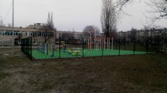 Площадка для воркаута в городе Комсомольск №10457 Средняя Современная фото