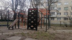 Площадка для воркаута в городе Киев №10570 Средняя Современная фото
