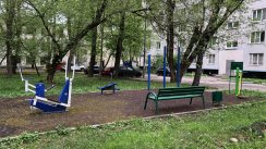 Площадка для воркаута в городе Москва №11359 Маленькая Современная фото