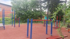 Площадка для воркаута в городе Ангарск №11435 Маленькая Современная фото