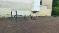 Площадка для воркаута в городе Санкт-Петербург №11444 Маленькая Современная фото