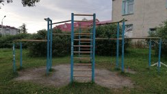 Площадка для воркаута в городе Южно-Сахалинск №12073 Маленькая Советская фото