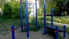 Площадка для воркаута в городе Сергиев Посад №12423 Маленькая Современная фото