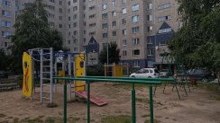 Площадка для воркаута в городе Тюмень №12578 Маленькая Современная фото