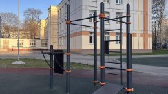 Площадка для воркаута в городе Москва №43 Средняя Современная фото