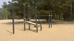 Площадка для воркаута в городе Лыткарино №13149 Маленькая Современная фото