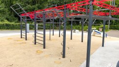 Площадка для воркаута в городе Москва №13156 Средняя Современная фото