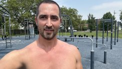 Площадка для воркаута в городе Ниагара-Фолс №13186 Большая Современная фото