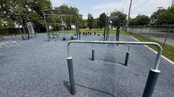 Площадка для воркаута в городе Ниагара-Фолс №13186 Большая Современная фото