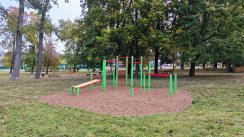 Площадка для воркаута в городе Минск №13227 Маленькая Современная фото